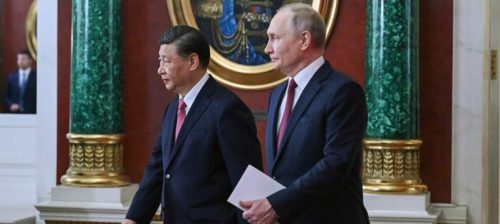 Путин објавио да ће руски бизнис са земљама Азије, Африке и Ј. Америке трговати у јуанима