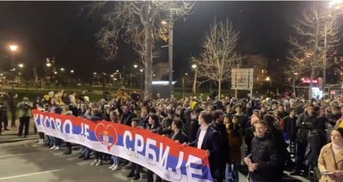 Београд: Одржан Протест „Студенти за Космет“. Учесници захтевали да се у Охриду у целини одбаци предлог ЕУ. Затражено и напуштање преговора под окриљем ЕУ