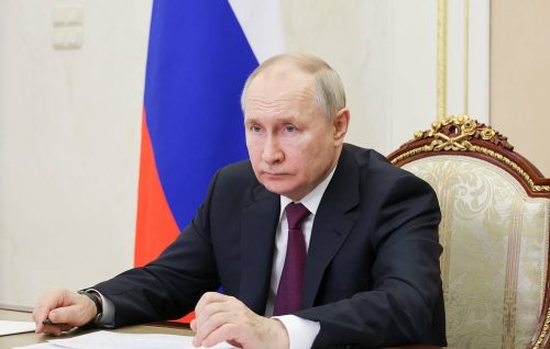 Кремљ: Владимир Путин честитао Вагнеровим јуришним тимовима ослобођење Бахмута. Сви који су се истакли у борби биће препоручени за државна одликовања