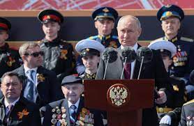 Важне поруке са Црвеног трга: Објављујемо цео говор Путина са Параде победе