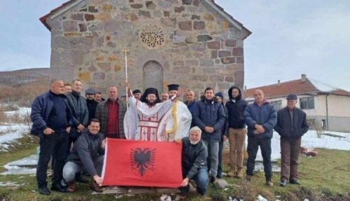 Скандалозно понашање лажног албанског свештеника – провалио у српску цркву у Подујеву