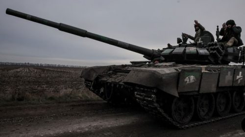 Бугарски парламент одбацио вето председника Радева на слање оклопних возила Украјини