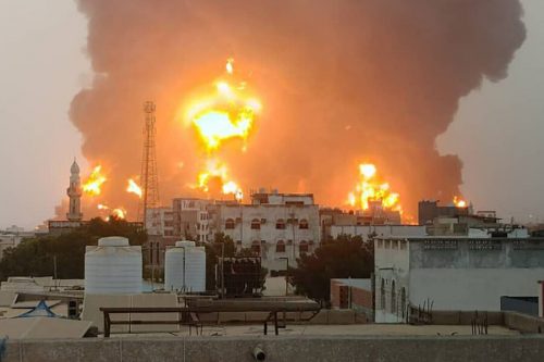Израел извршио масовни ваздушни напада на Јемен као „одмазду за њихов смртоносни напад дроном у Тел Авиву“, погођено више мета у лучком граду Ходејди