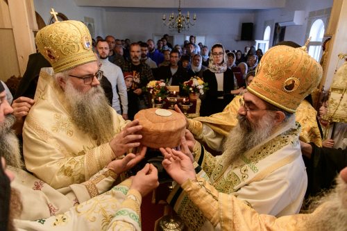 Прослава Петковдана у манастиру Свете Тројице у Кули